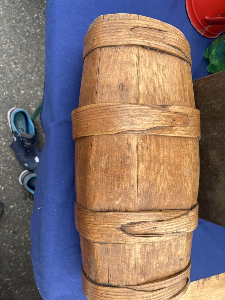 Accessori: Antikes kleines Holzfass – Usato da Brienz BE venduto da hey_z9vg 2