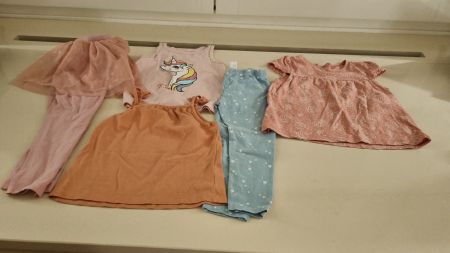 Lot des habits fille 92/98/104
