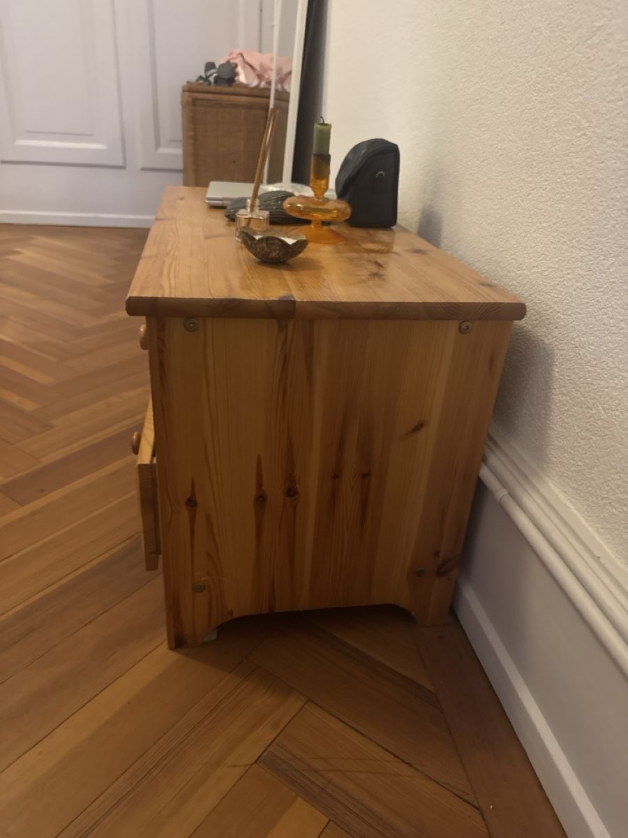 Cassettiere: Holzkommode shabby-chic – Usato da Bern venduto da IndiaJL 2