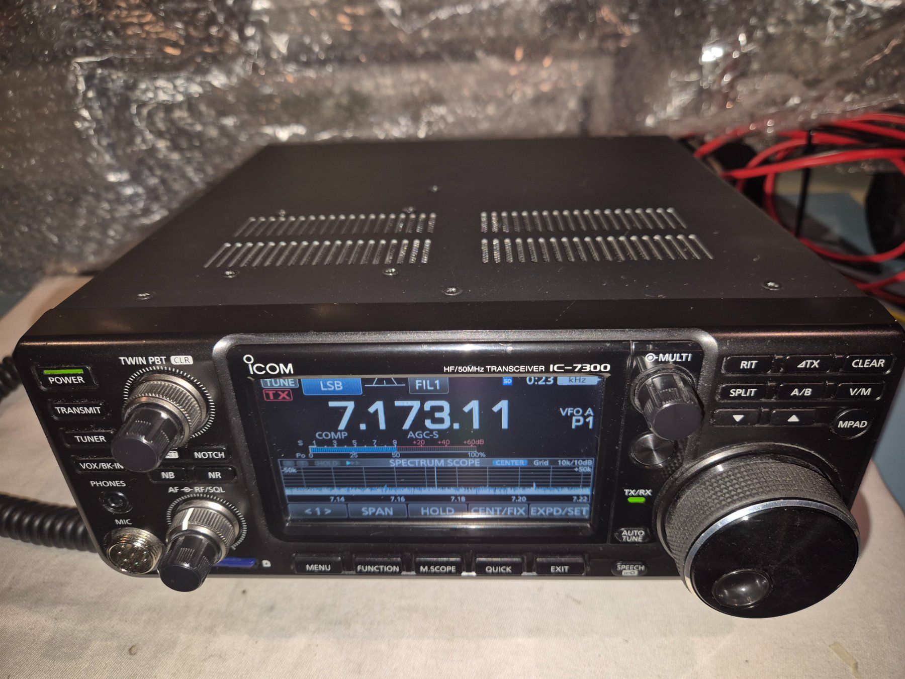 Icom Funktechnik: Icom IC-7300 – Gebraucht aus Oberglatt ZH von hb26