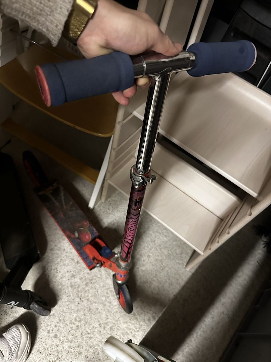 Kickboard: Spiderman trotti – Usato da Winterthur venduto da vak_yhf2