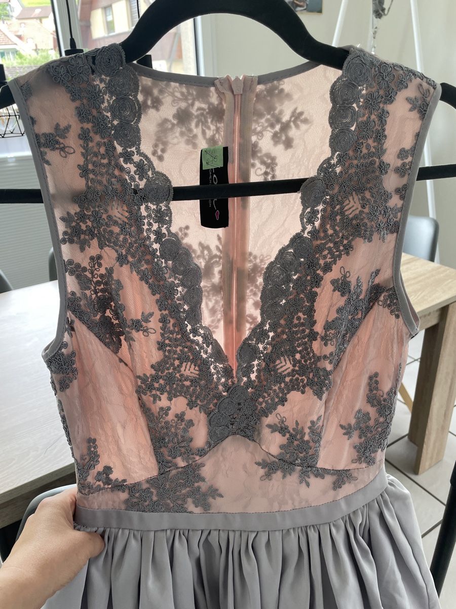Vestiti: Kleid – Usato da Diegten venduto da kip_wg9z 1