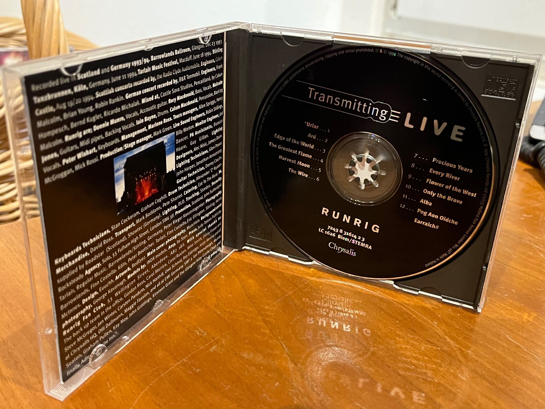 CD: Runrig - Transmitting Live - HJ42B – Usato da Küsnacht ZH venduto da swisssales.net 2