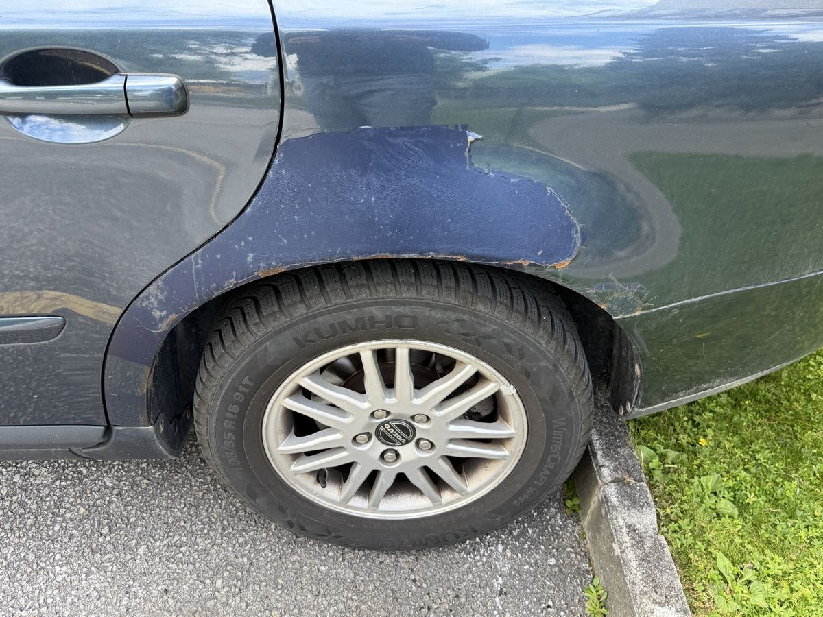 Volvo Automobili: Volvo v50 1.8 – Usato da Vetroz venduto da Fatko89 5