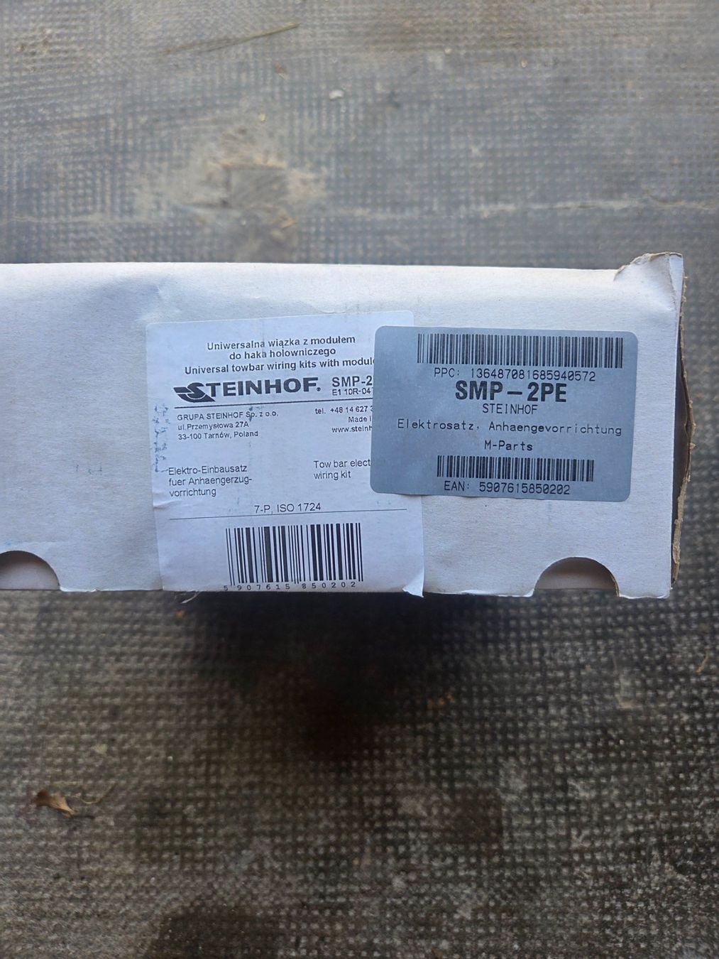 Ganci per rimorchio: Kit de installation de remorquage – Nuovo e nell'imballaggio originale da Yverdon-les-bains venduto da vwg_89