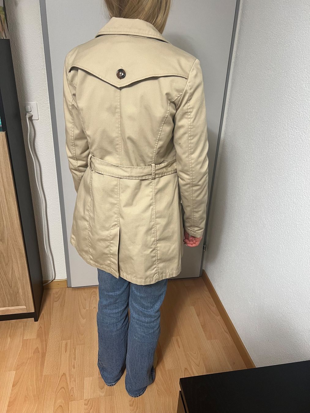 Vero Moda Giacche: Vero Moda Trenchcoat Gr. S – Usato da Tuggen venduto da Tantas 4