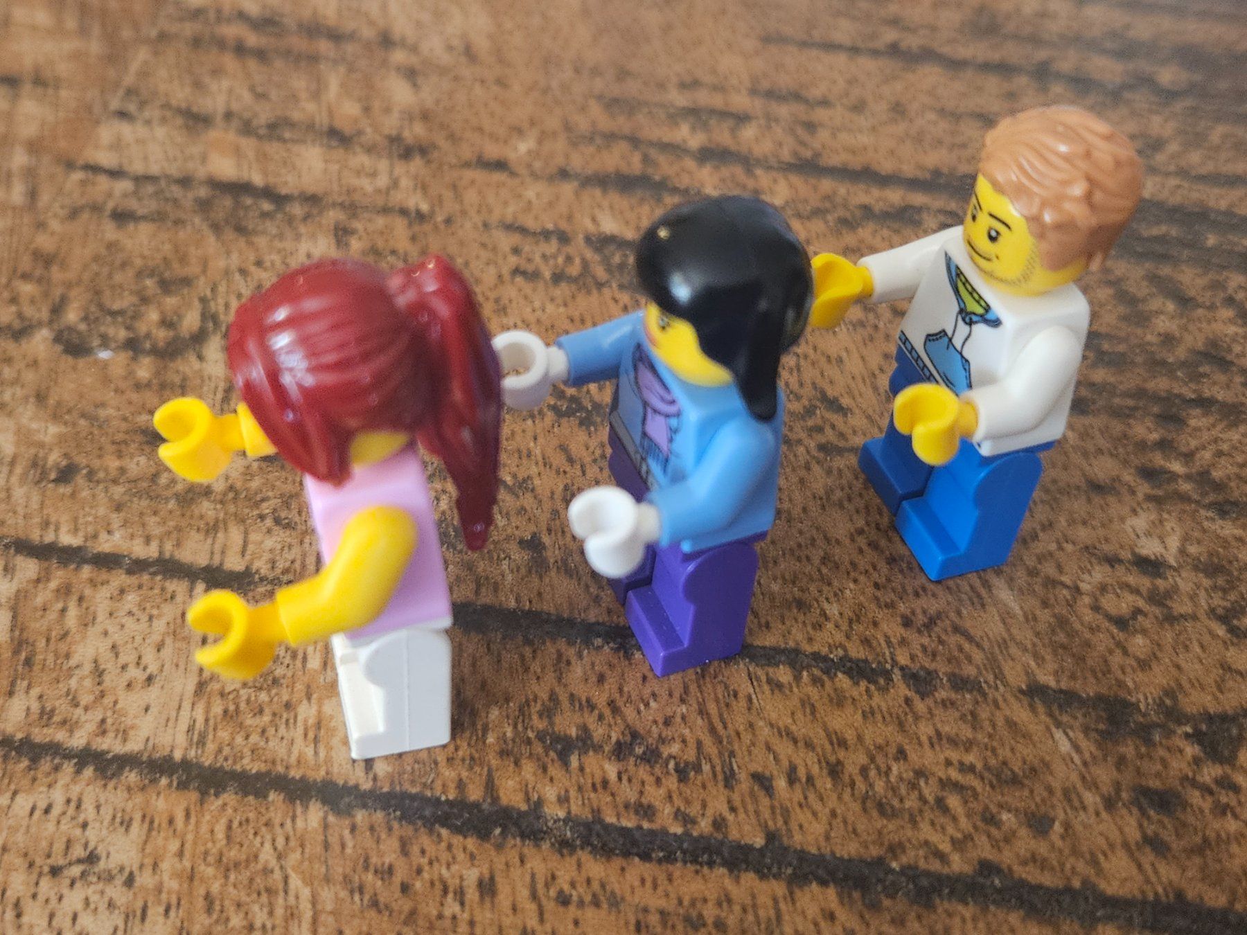 Lego Kit di costruzioni: lego lot de 3 figurines – Usato da Confignon venduto da Ecrofigs 2