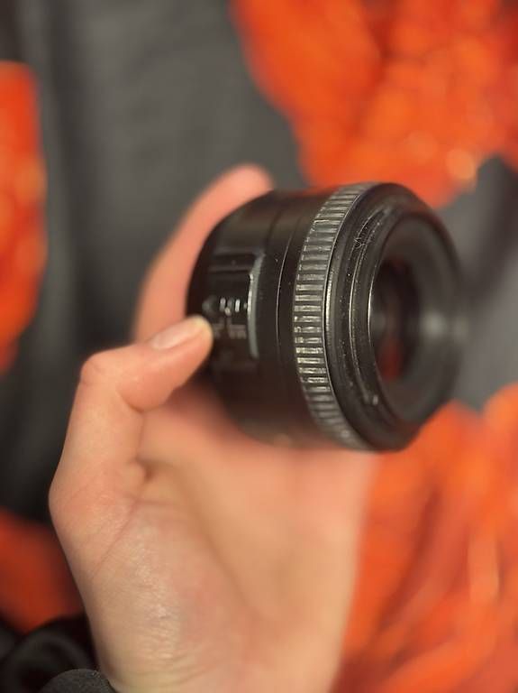 Obiettivi: Nikkor DX AF S 35mm 1:1.8 G – Usato da Busswil TG venduto da syl_85pl 1