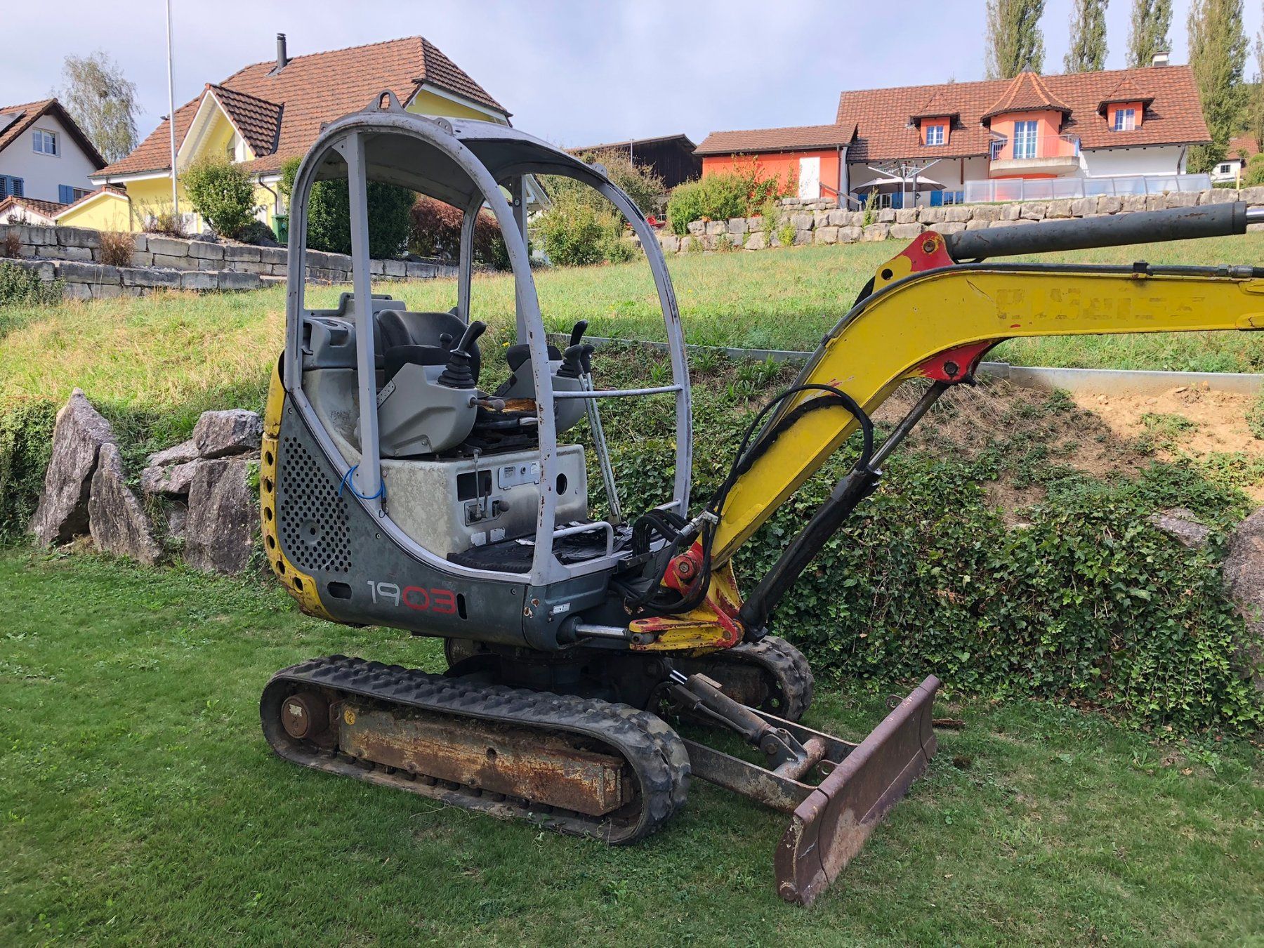 Wacker Neuson Escavatori: Bagger Neuson 1903 ab 3'990.- CHF – Usato da Oberweningen venduto da Jelo 2