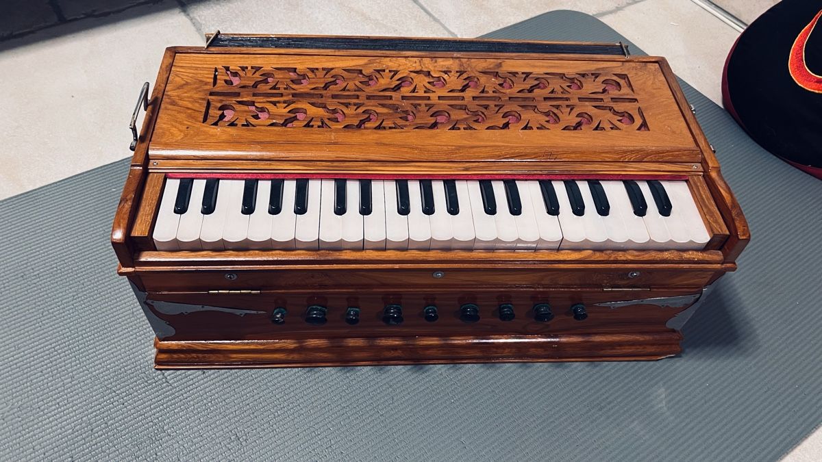 Instruments de musique: Harmonium – D'occasion à schöftland par polymechaniker 2