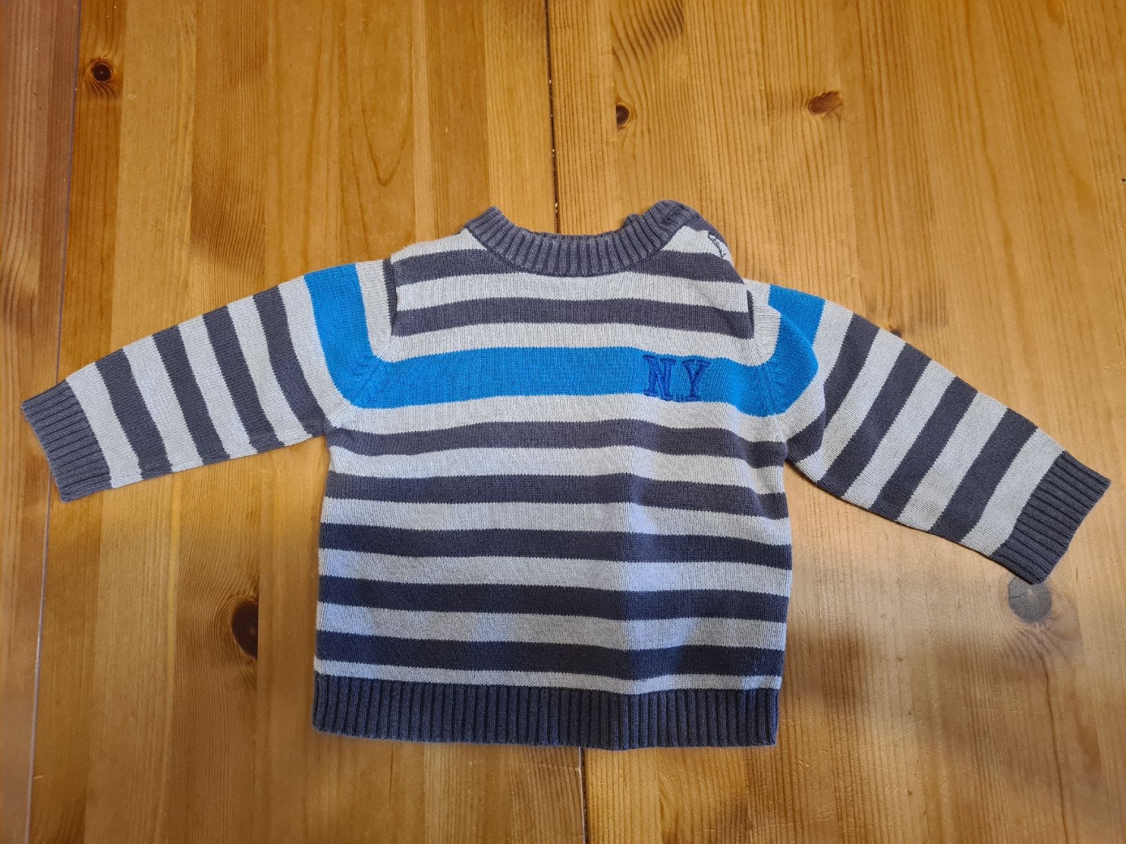 Maglioni & Felpe: Kinder Pullover gestreift, Grösse 6M  – Usato da Horw venduto da Mirii91