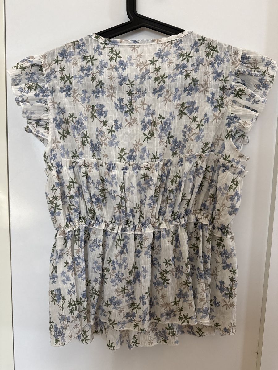 Camicette: Luftiges Blumenshirt Gr.L – Usato da Winkel venduto da _OachKatzerl_ 1