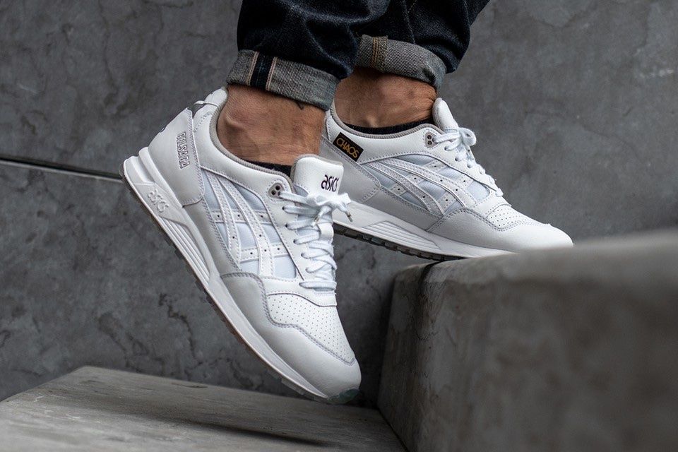 Asics cheap atlantis weiß