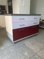 Isola cucina con cassetti e ruote 4 cassetti e 2 cassoni