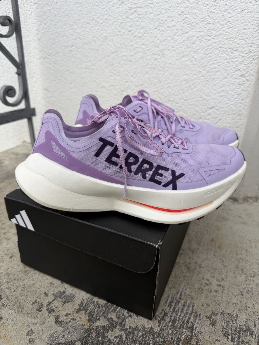 Adidas Damenschuhe: Adidas Terrex Agravic Speed Trail Running Shoe – Neu (gemäss Beschreibung) aus Zürich von agichristine