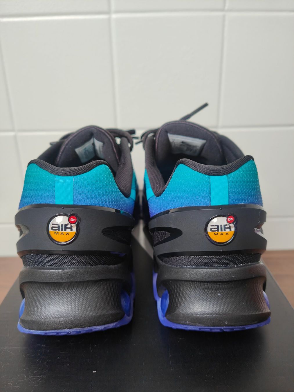 Nike Scarpe da uomo: Nike Air Max DN8 – Nuovo e nell'imballaggio originale da Fleurier venduto da dav_xx8y 3