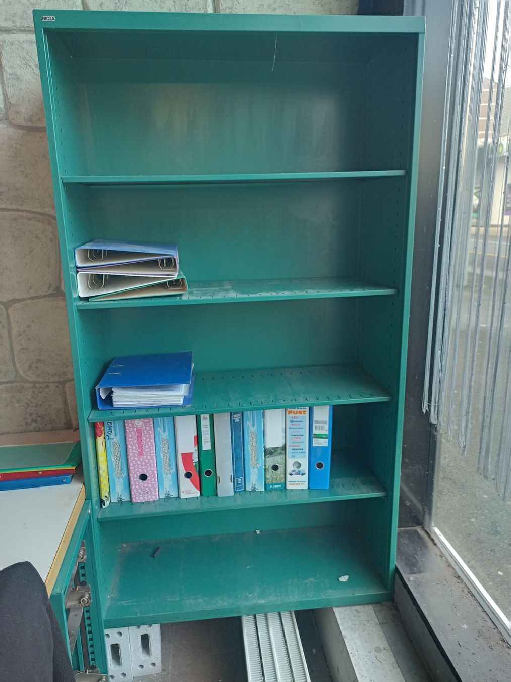 Bigla Scaffali: Bigla armoire de bureau – Usato da La Chaux-de-Fonds venduto da taniao