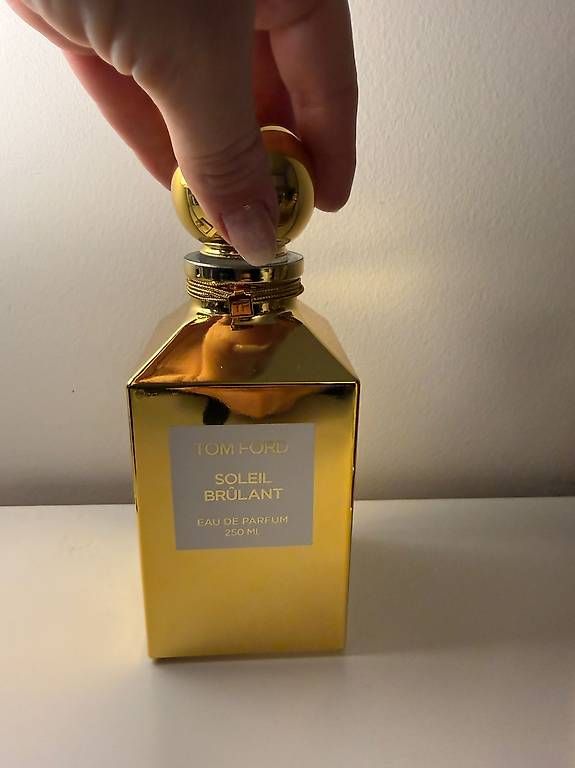 Tom Ford Profumi & Eau de Toilette: Tom Ford Parfum 2x 250nl – Nuovo (secondo la descrizione) da Zürich venduto da pinish 4