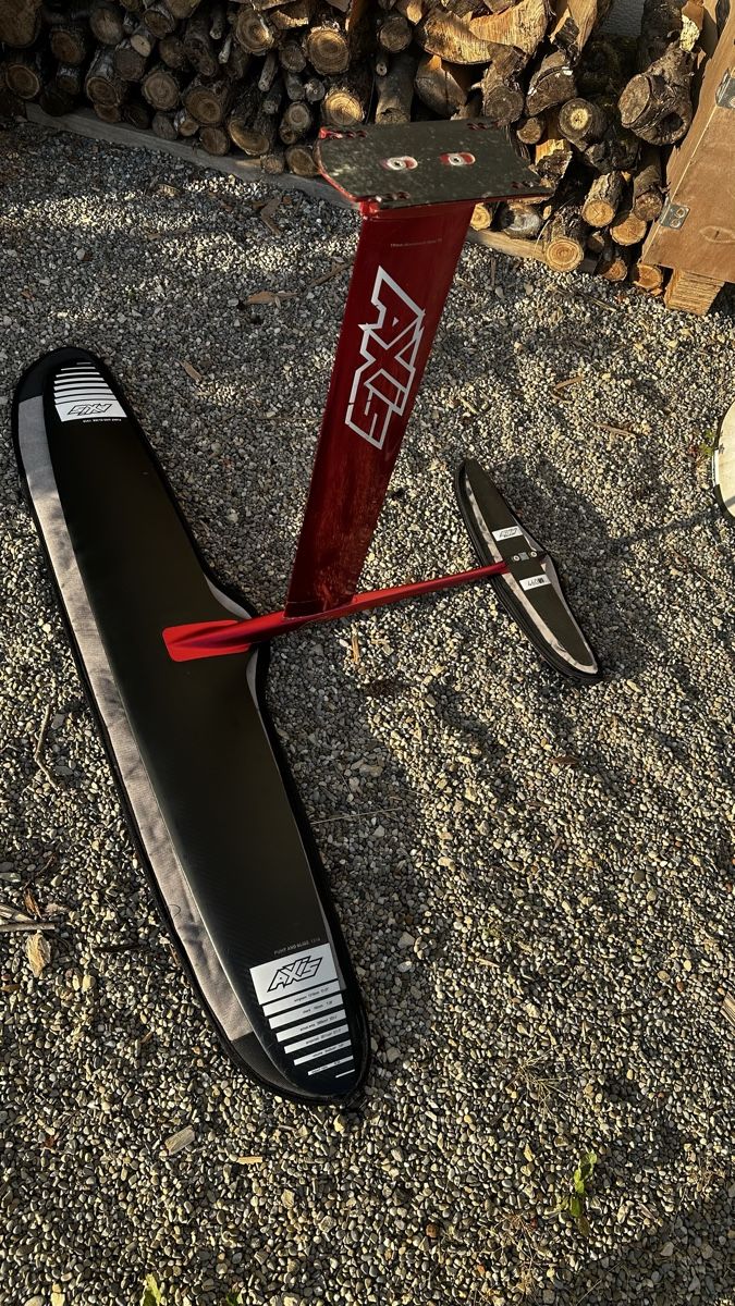 Axis Surfboards & Schwimmbrette: AXIS Foil – Gebraucht aus Nidau von solic