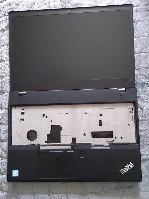 Notebook: Lenovo T580 Display cover  – Usato da St. Gallen venduto da teo_l6b9