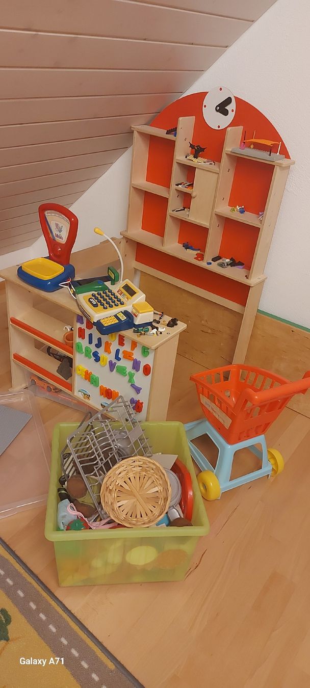 Spielzeuge: Verkaufsladen Holz – Gebraucht aus Rüthi (Rheintal) von Boschacat