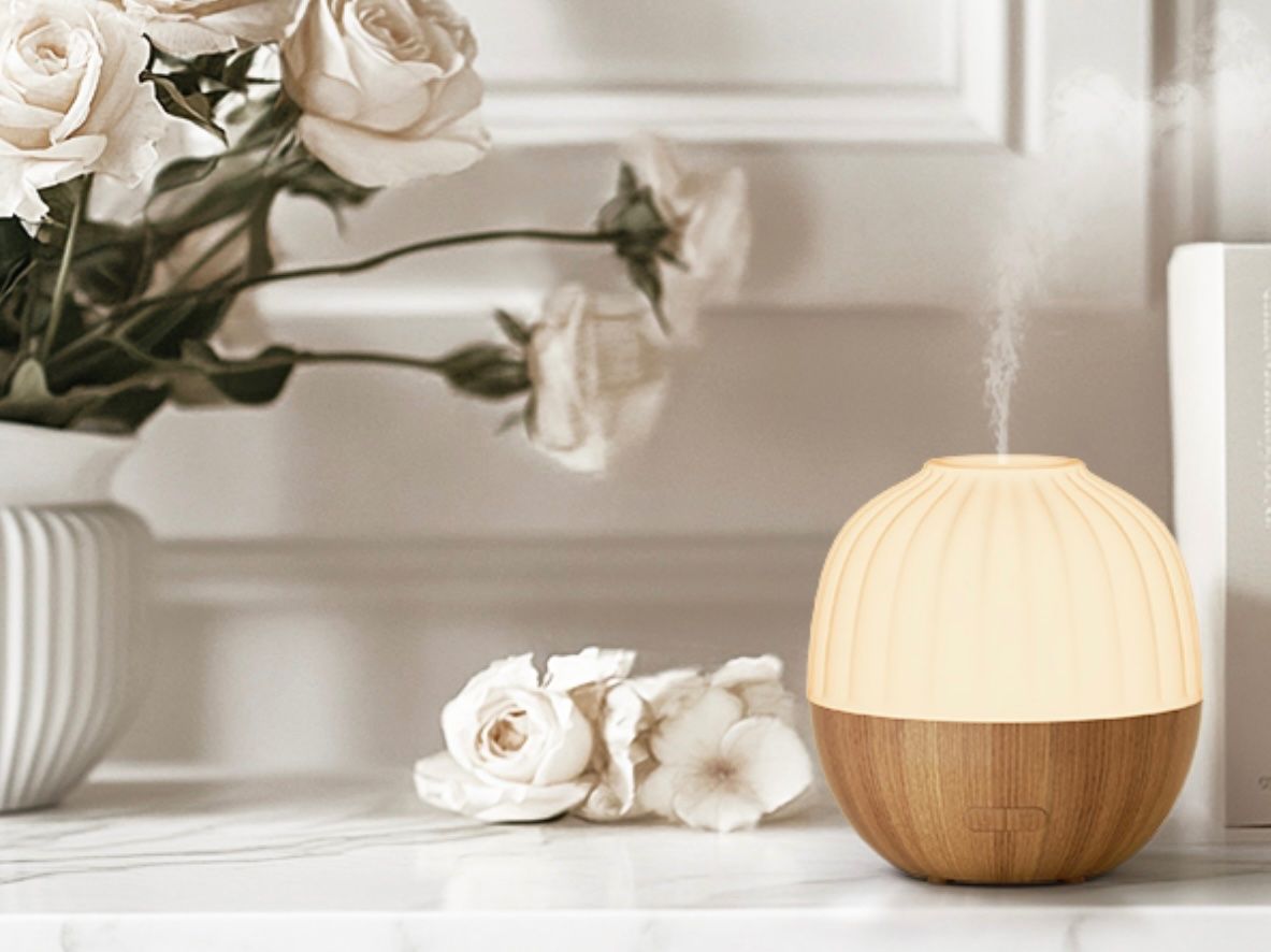 Duftöldiffusoren: Aroma Diffuser, 300ml weiss- braun Holz Optik – Neu und originalverpackt aus Basel von Seifehuesli 6