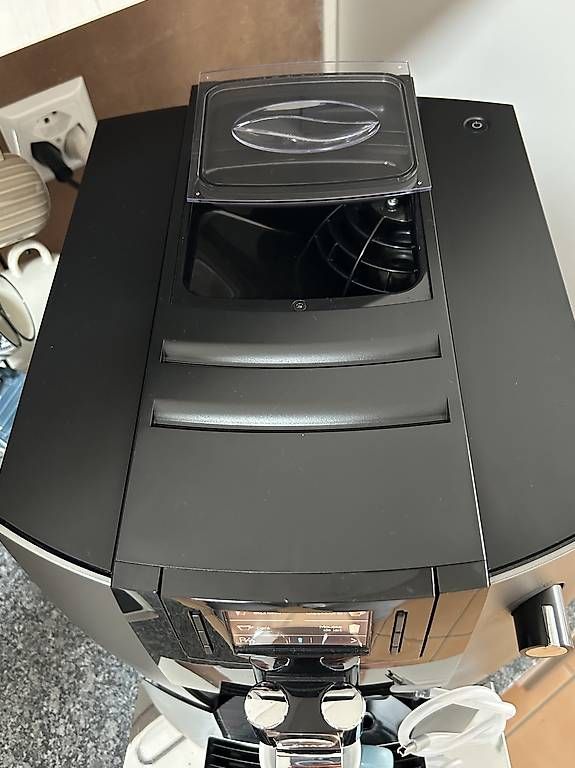 Macchine per caffè & Macchine per espresso: JURA E6 Automatique – Usato da Neuchâtel venduto da bek_9lch 4