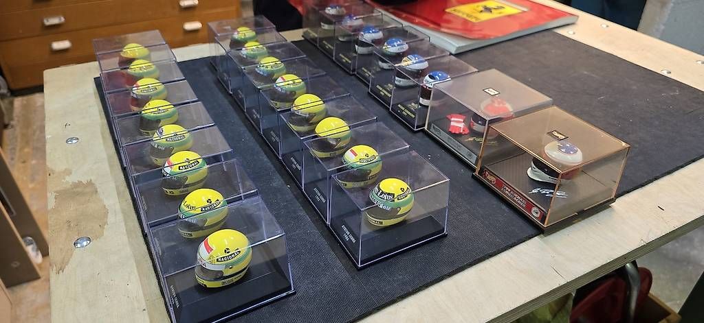 Casques & visières: Casques Senna 1/8 – Neuf avec emballage d'origine à Lausanne par issaluca 1