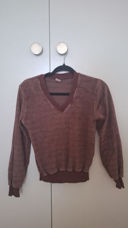 Pullover v-neck women's size S stripes