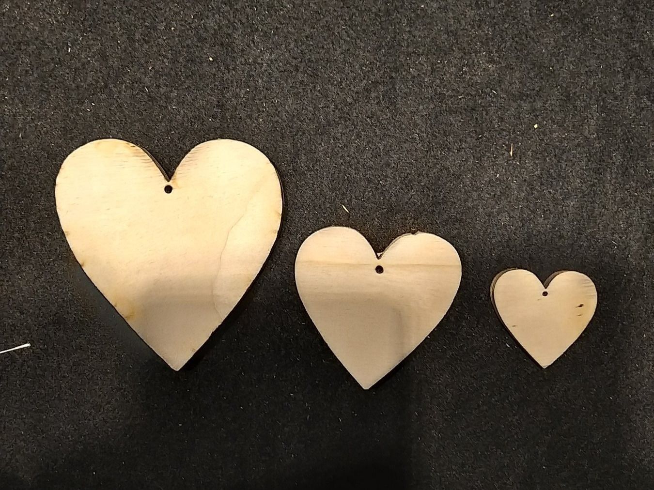 Holzartikel: Holz Deko Herzen Set 15-teilig – Neu (gemäss Beschreibung) aus Widnau von Crewo 2