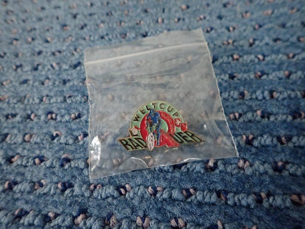 Spille & Fermagli: Pin Weltcup Radquer 16.10.1994 Wangen SZ – Nuovo e nell'imballaggio originale da Galgenen venduto da Marc98