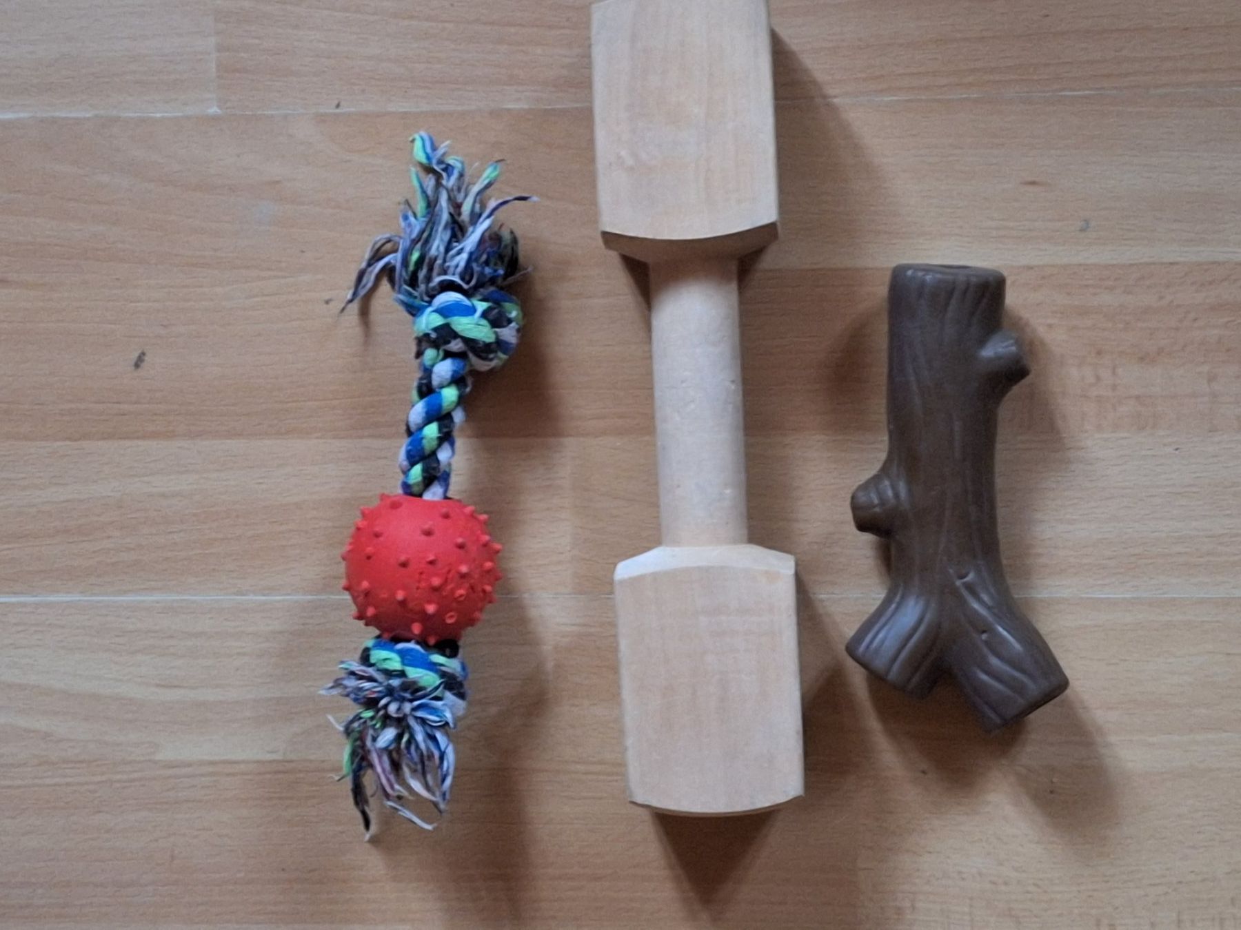 Giocattoli: Hunde Spielzeug Set – Usato da Eriswil venduto da corolla05