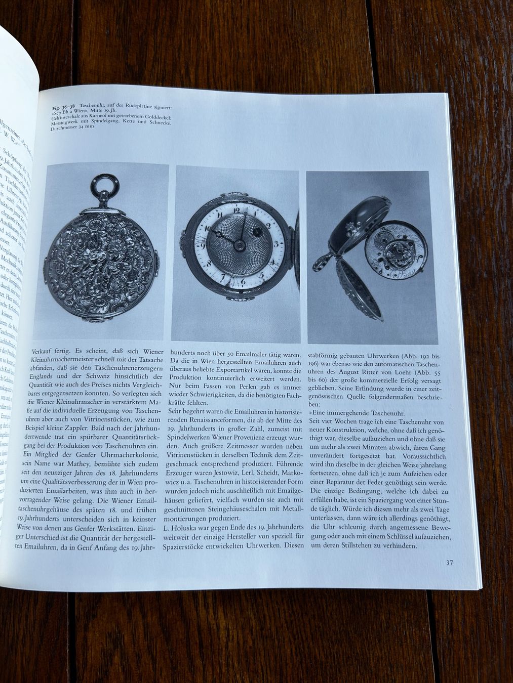 Livres: Die Wiener Uhr – D'occasion à Basel par Chamisso 3