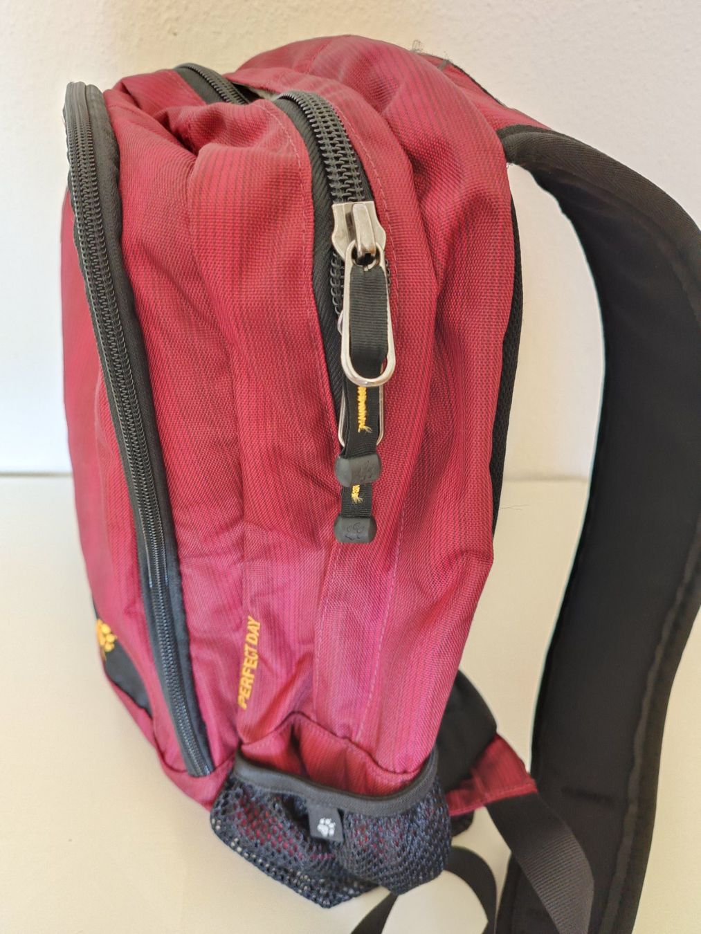 Jack Wolfskin Rucksäcke: Jack Wolfskin Rucksack Perfect Day Snuggle Up, violet – Gebraucht aus Oberhofen Thun'see von cri_6md2 4
