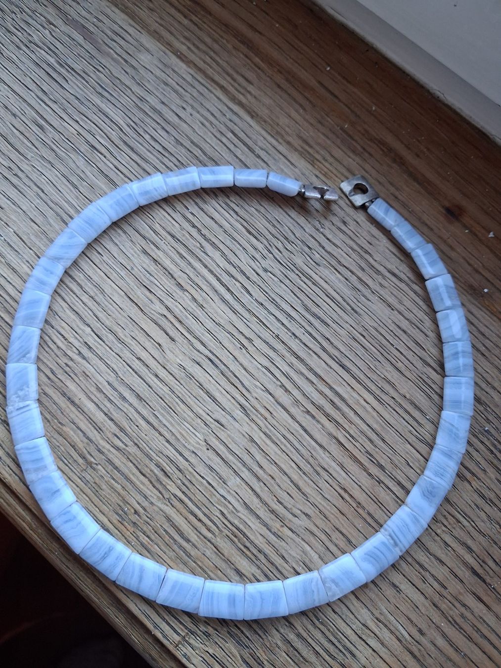 Catenine: Collier aus Calcedon – Usato da Biel/Bienne venduto da gabiname