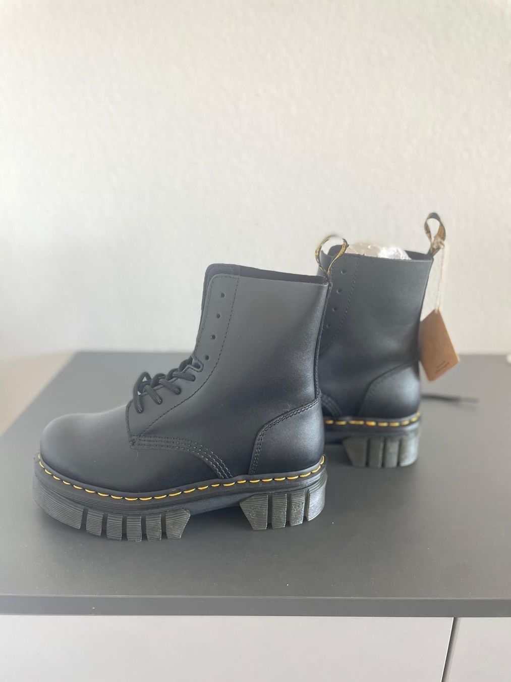 Dr. Martens Chaussures hommes: Doc Martens Schuhe – D'occasion à Luzern par ale_59b6 1