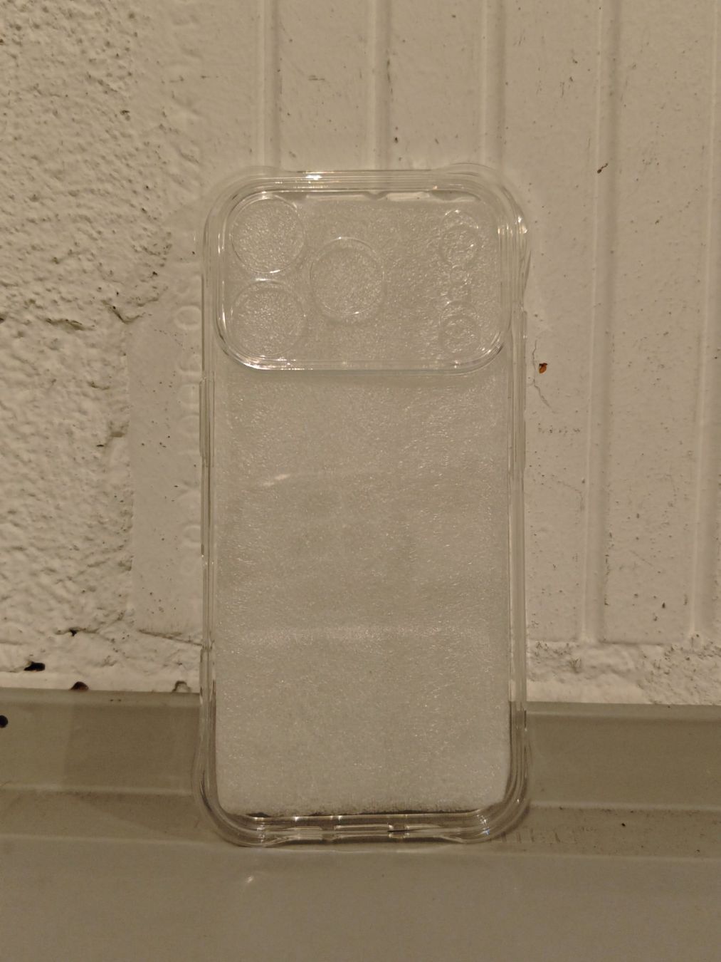 Cover & Protezioni schermo: Iphone 18 Pro Silikon Schutzhülle – Nuovo e nell'imballaggio originale da Grosshöchstetten venduto da asi_qp5q