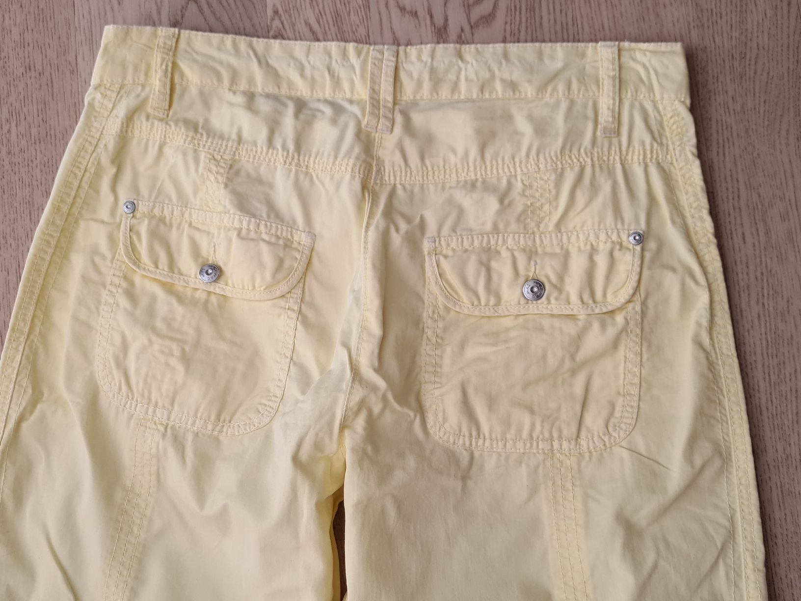Pantaloni: 2 Damen Hosen Gr. 38 – Usato da Steinen venduto da turbogeiss99 8