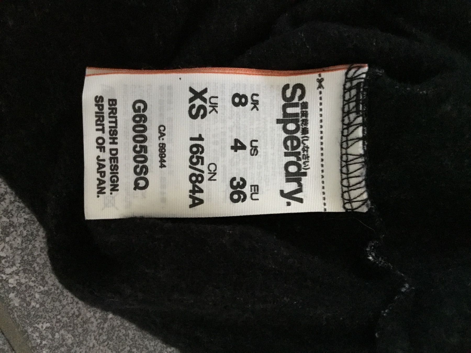 Maglioni & Felpe: Superdry, cooler Pullover mit Schriftzug – Usato da Niederweningen venduto da baghirac 3