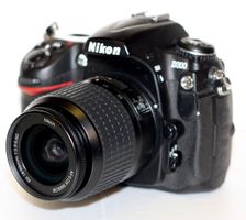 Nikon D300 mit AF-S DX 3.5-5.6/18-55mm
