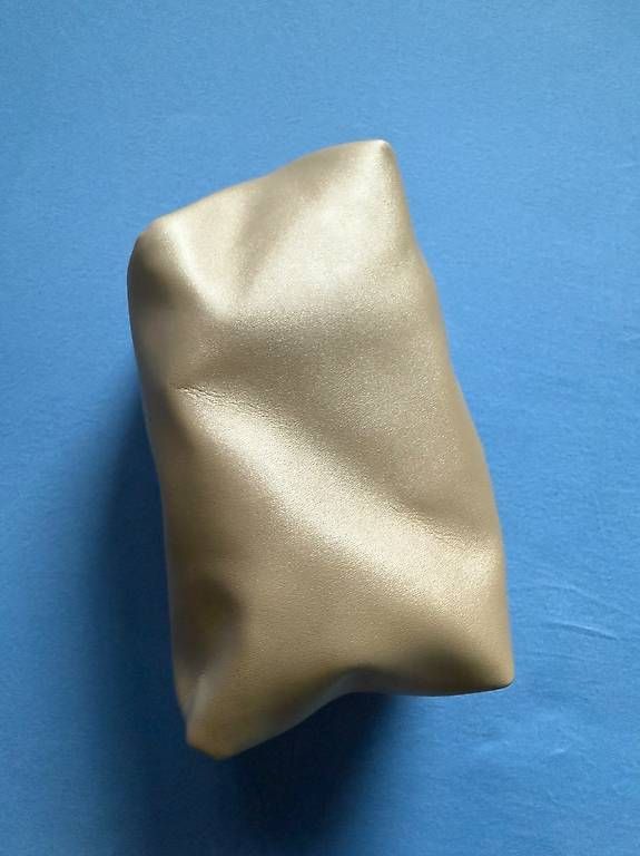 Custodie per cosmetici: Bvlgari Necessaire gold – Usato da Altendorf venduto da Ga04 4