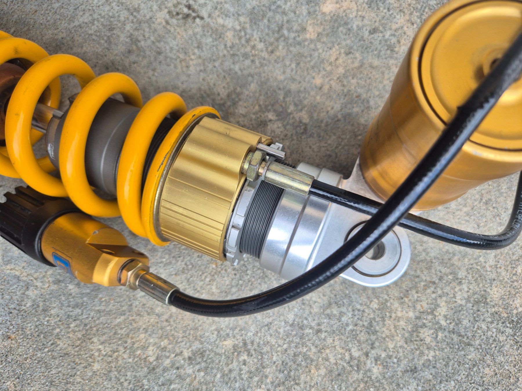 Suzuki Tutti i ricambio per moto: Ohlins suzuki gsxr 1000 k5 k6 – Usato da Novazzano venduto da pat_8qph 3