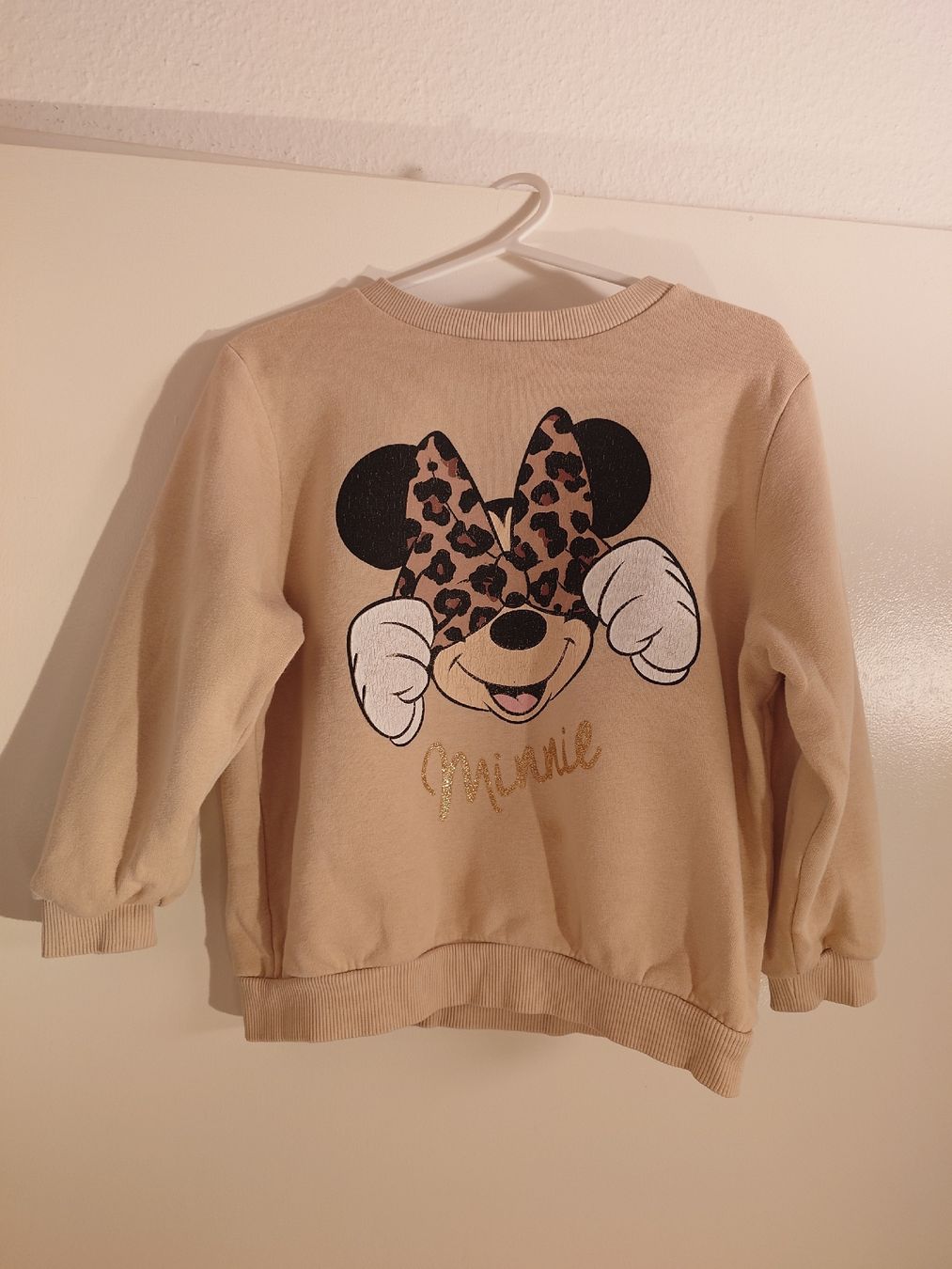 Maglioni & Felpe: 3 Mädchen Pullover Minnie Mouse, Grösse 98/104 – Usato da Uster venduto da snowy_6 1