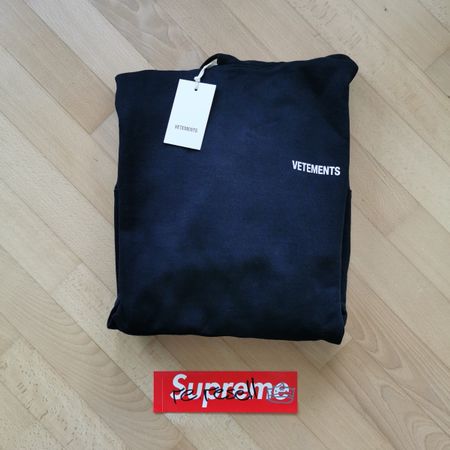 Vetements Hoodie Black
