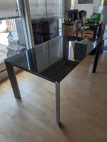 Eleganter Esstisch mit Glasplatte, Anthrazit/Schwarz