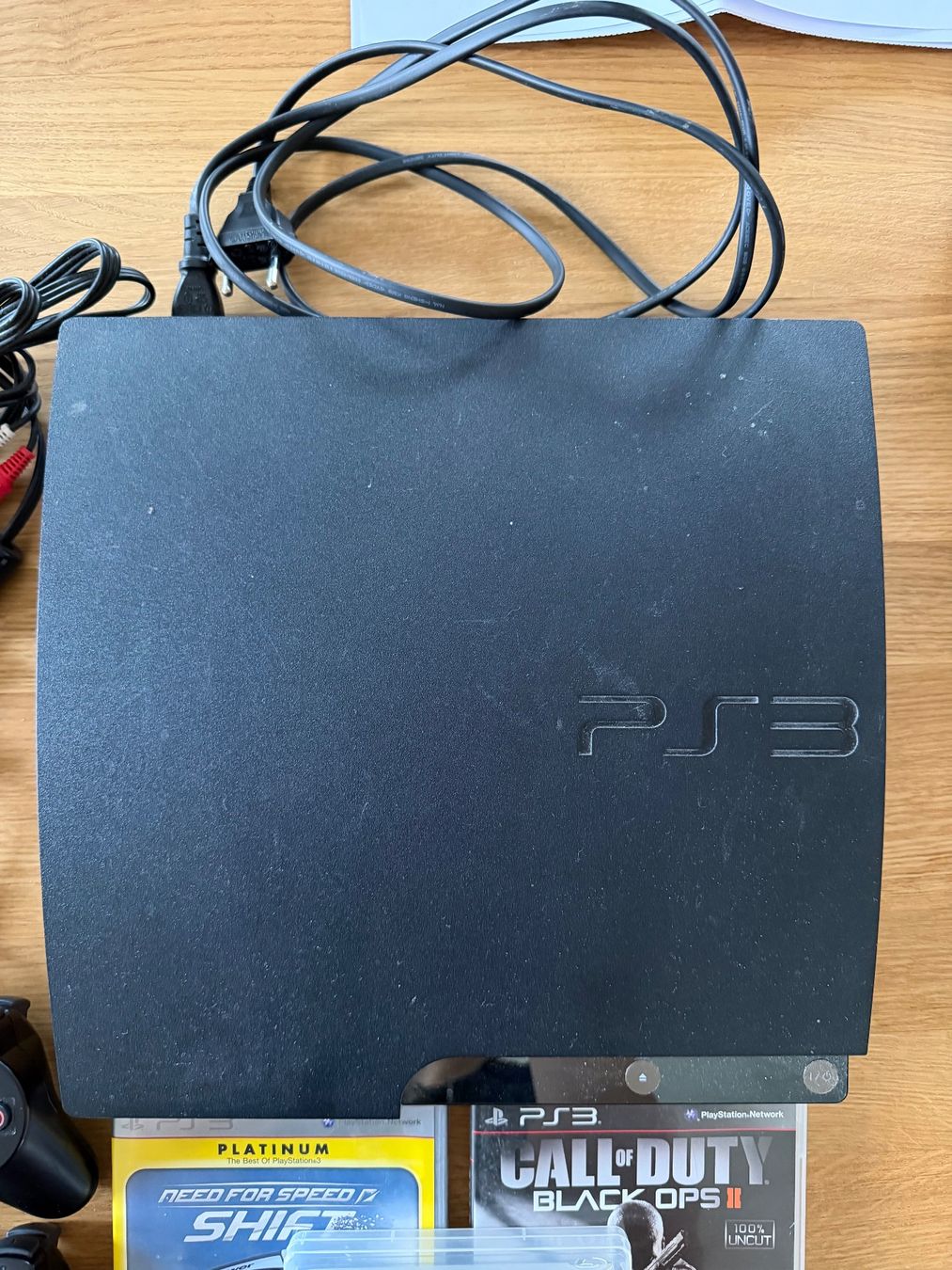 Sony PlayStation 3 usata con giochi, cavi e microfoni (Gebraucht) in ...