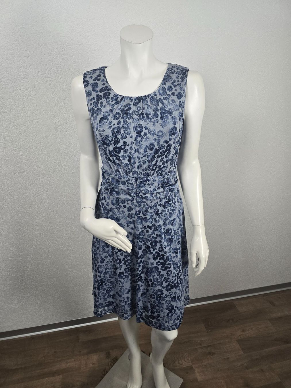 Vestiti: Robe a fleur T 36/38 – Usato da Les Verrières venduto da kitel79 2