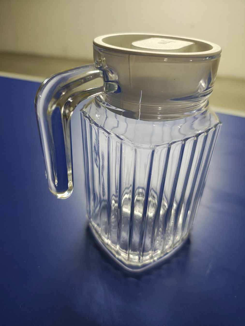 Caraffe: 8 kleine Glas - Karaffen – Usato da Bonstetten venduto da Navilo 1