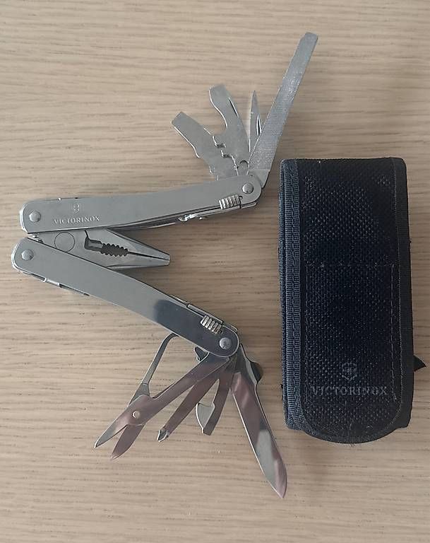 Tutti gli attrezzi: SWISS TOOL SPIRIT X – Usato da Pregassona venduto da chr_n6qw