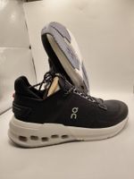 On Running - Cloudnova Flux - Black/White Gr. 38.5